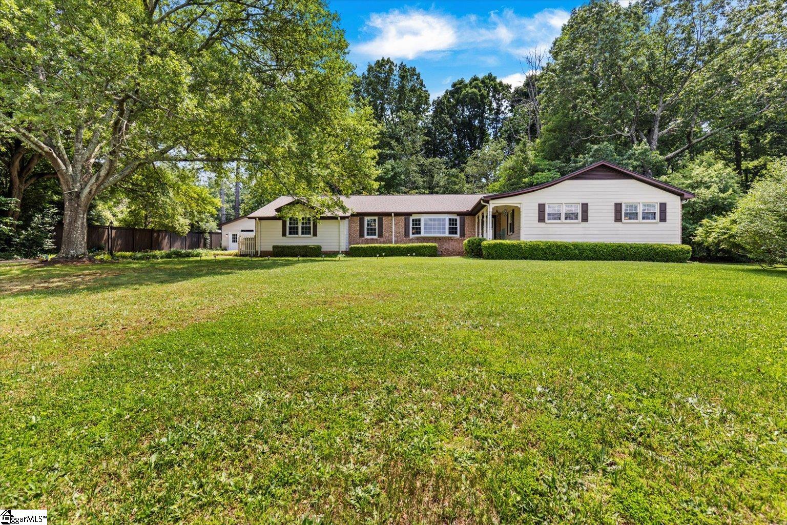 Property image 1 at 3 Providence Square, Greenville, SC 29615