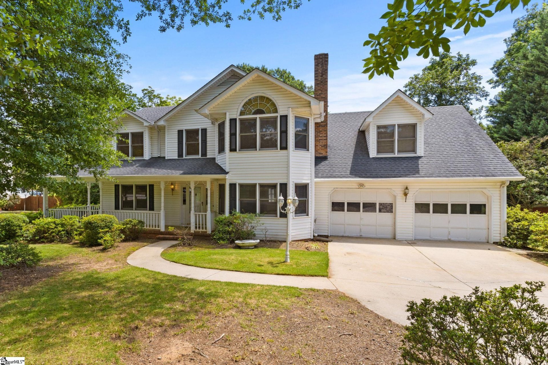 Property image 1 at 327 Chenoweth Drive, Simpsonville, SC 29681