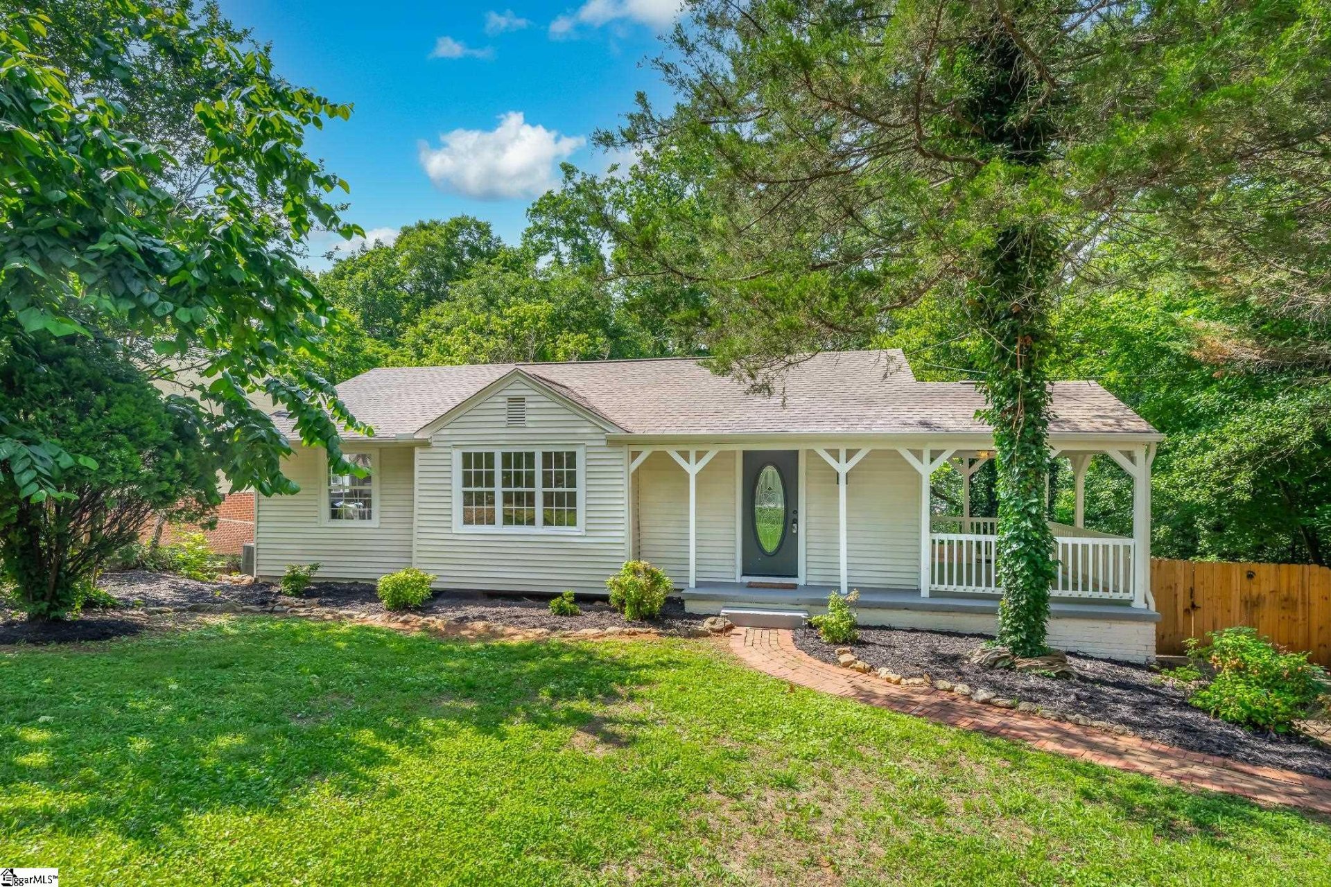 Property image 1 at 446 Crosby Circle, Greenville, SC 29605