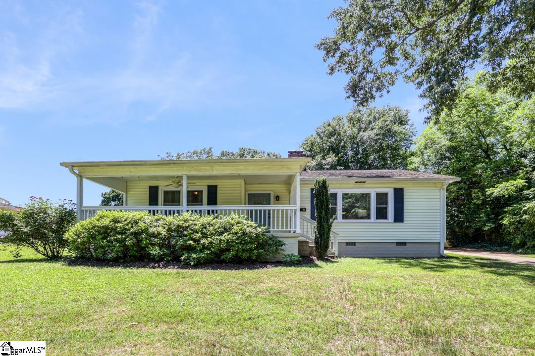 Property image 1 at 27 Kirkwood Lane, Greenville, SC 29607