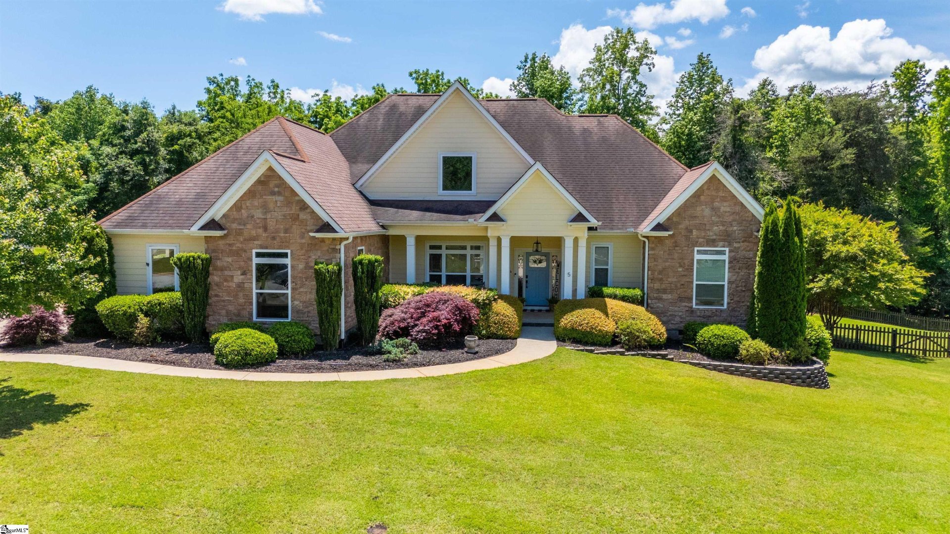 Property image 1 at 5 Setting Sun Lane, Travelers Rest, SC 29690