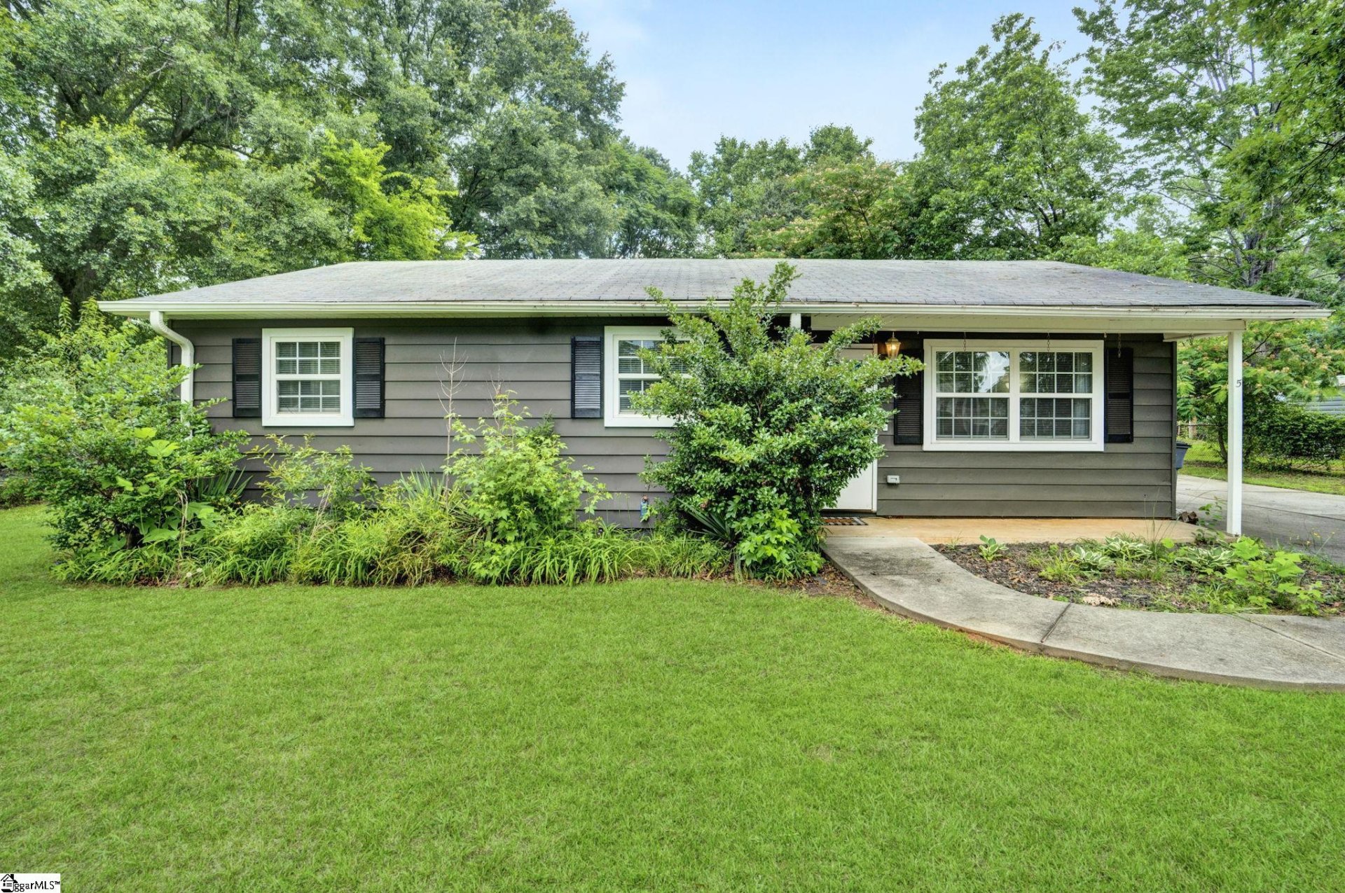 Property image 1 at 5 Prestbury Drive, Greenville, SC 29605