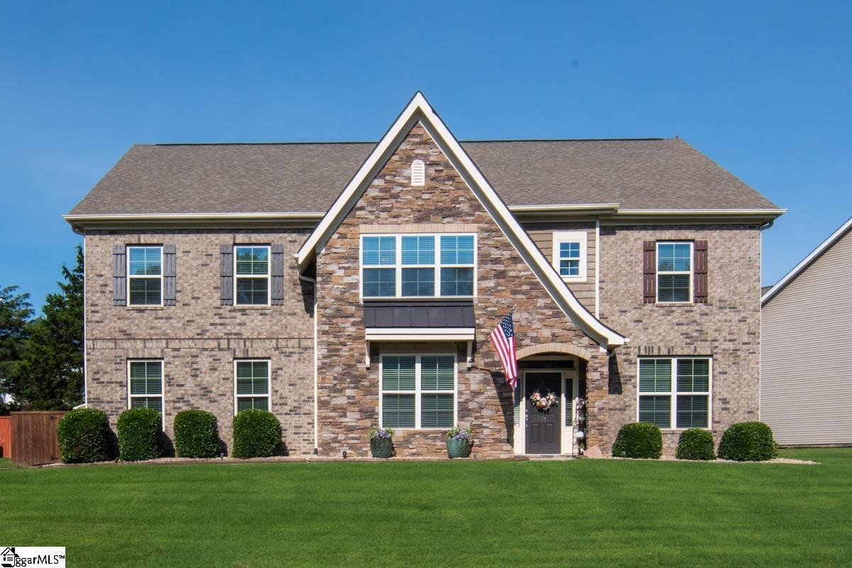 Property image 1 at 331 Leigh Creek Drive, Simpsonville, SC 29681