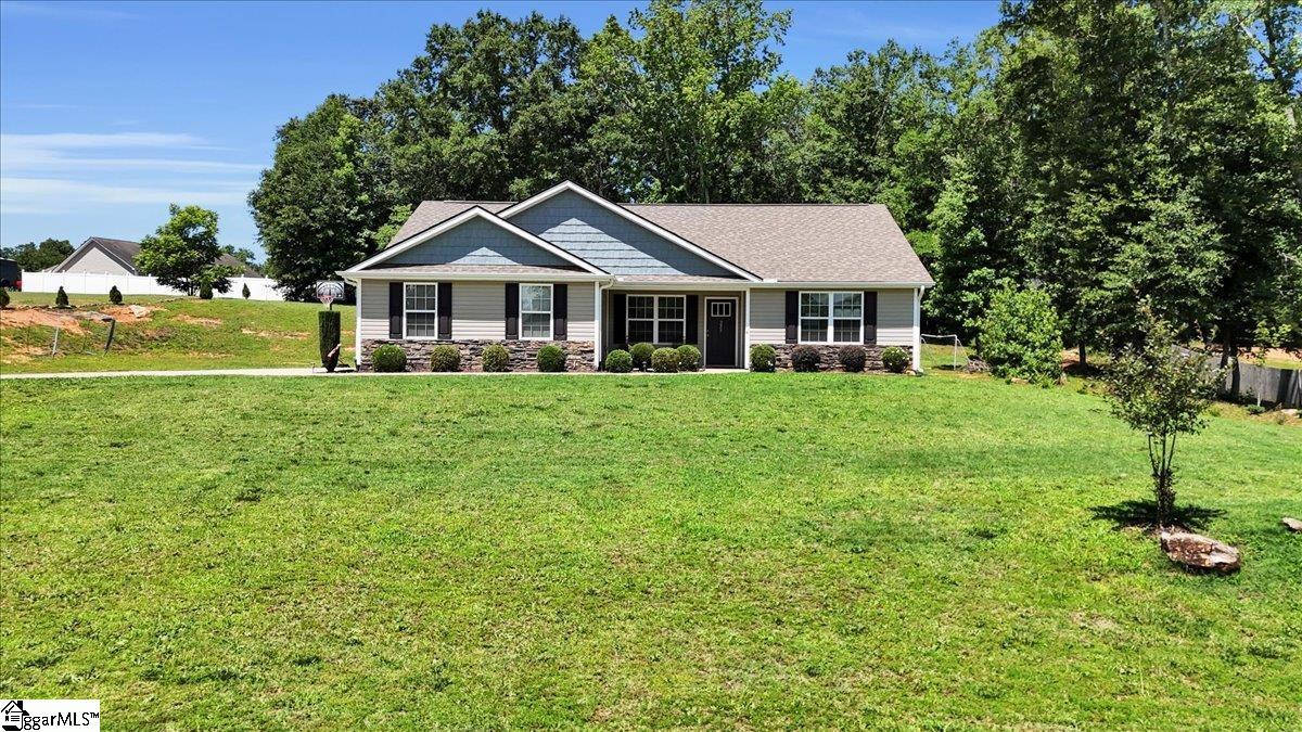 Property image 1 at 229 Redcoat Court, Simpsonville, SC 29680