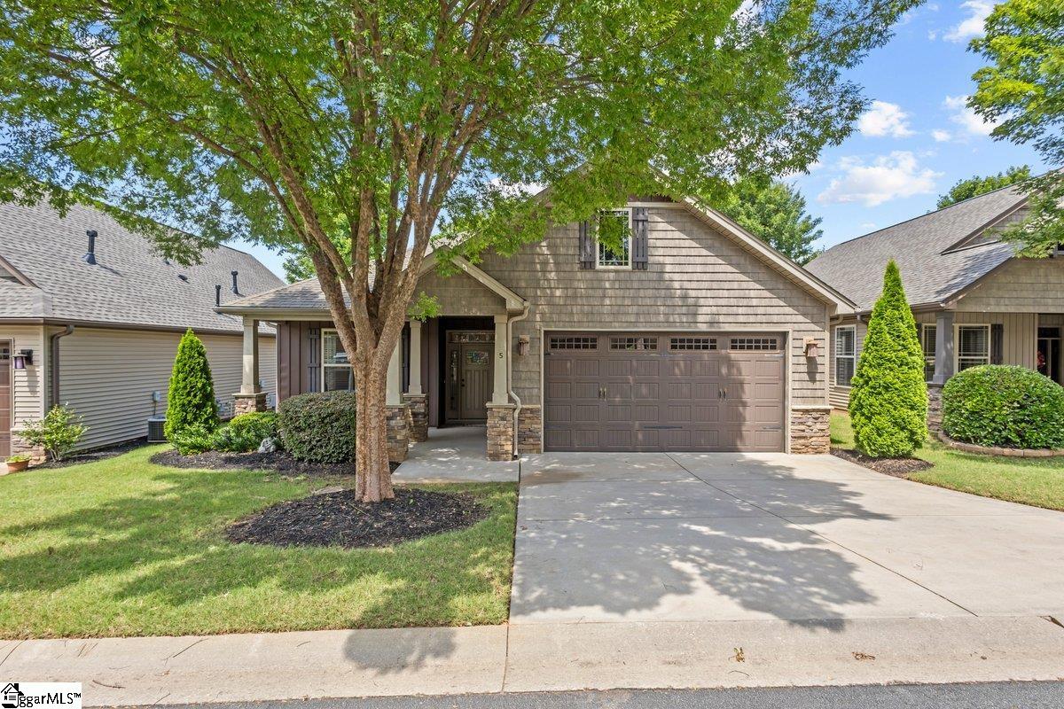 Property image 1 at 5 Litten Way, Greenville, SC 29615