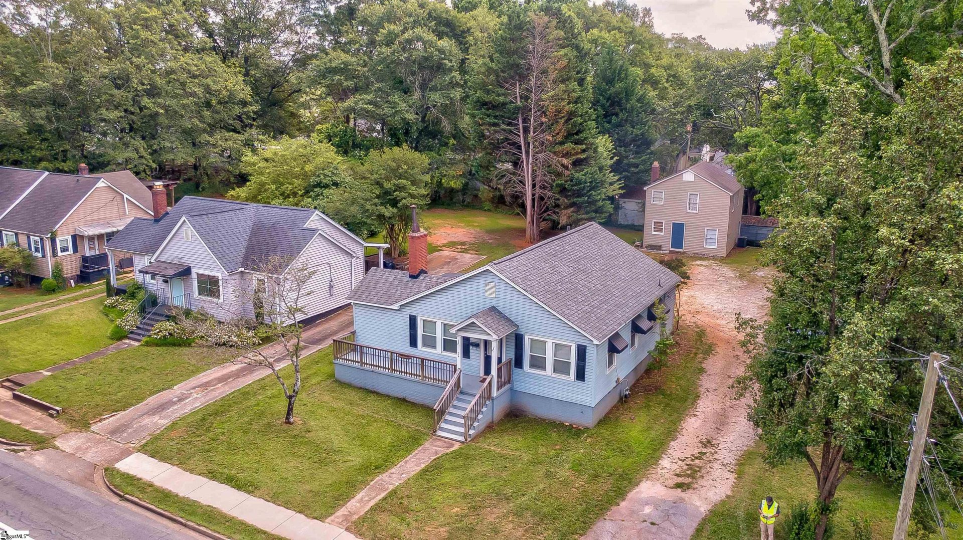 318 E Blue Ridge Drive