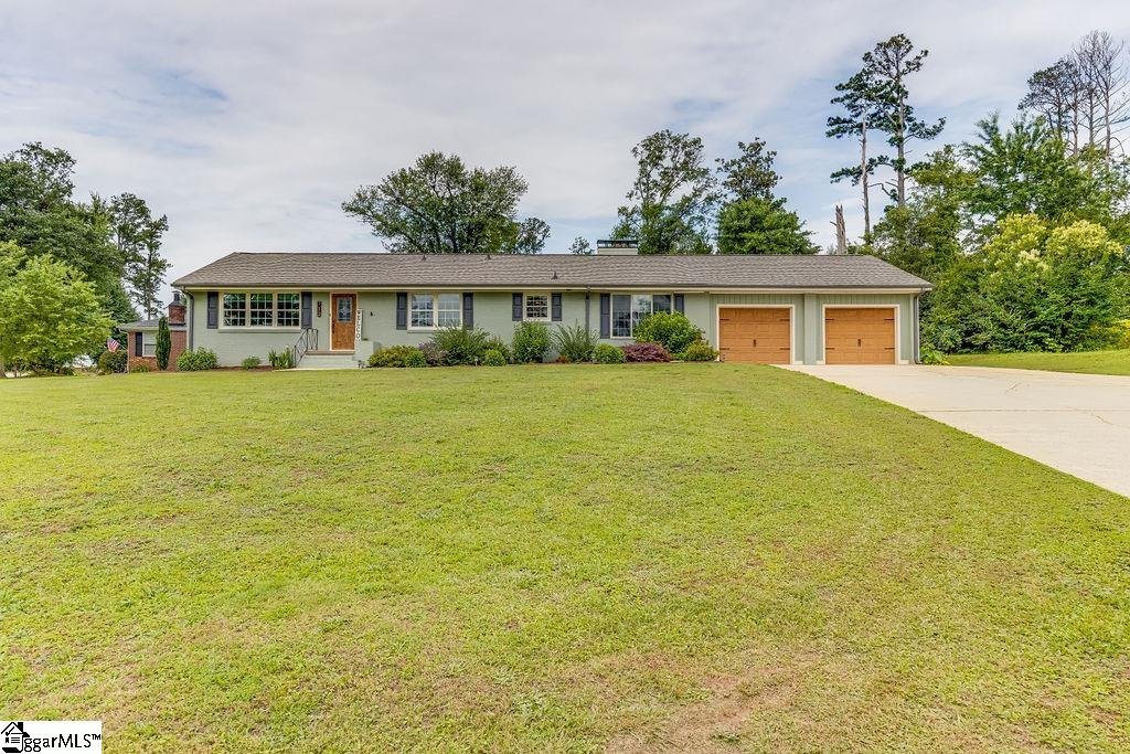 Property image 1 at 712 Adams Street, Seneca, SC 29678
