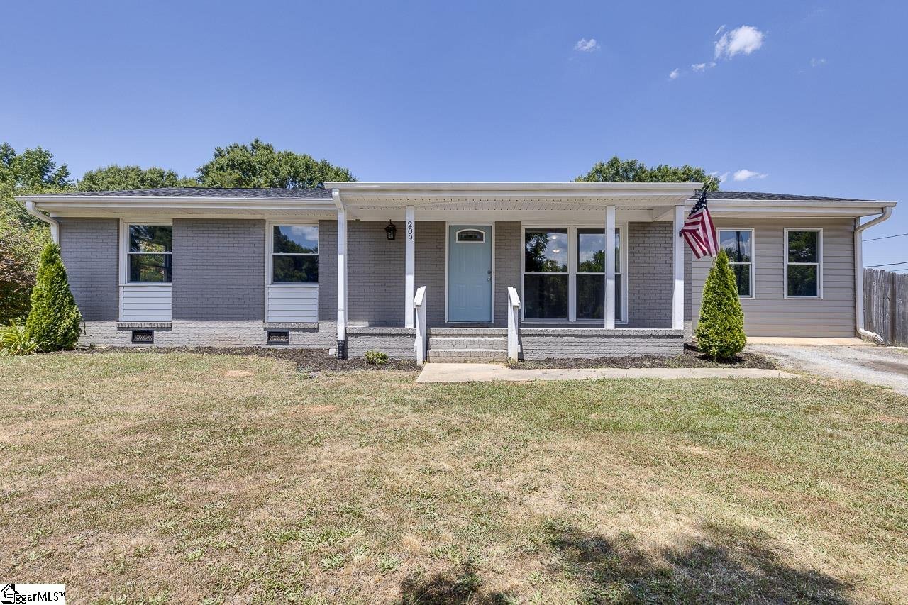 Property image 1 at 209 Havendale Drive, Fountain Inn, SC 29644