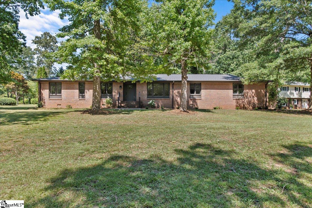 Property image 1 at 200 Dronfield Drive, Greenville, SC 29609