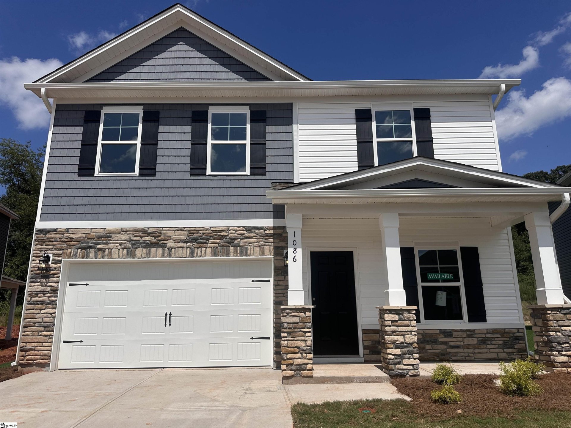 Property image 1 at 1086 Silverbend Trail, Duncan, SC 29334