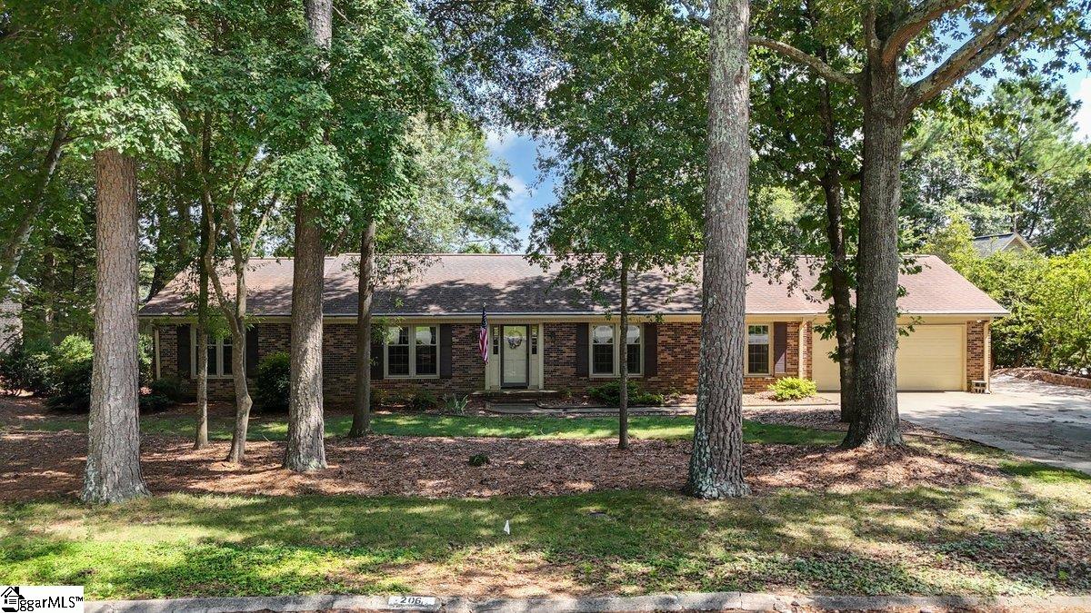 Property image 1 at 206 Cannon Circle, Greenville, SC 29607