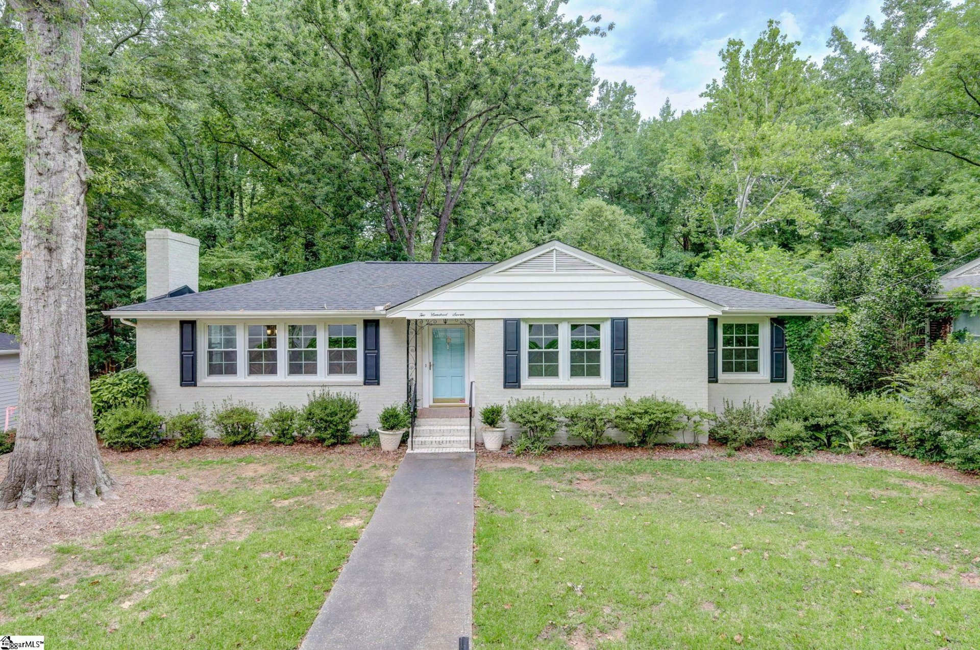 Property image 1 at 207 Bradley Boulevard, Greenville, SC 29609