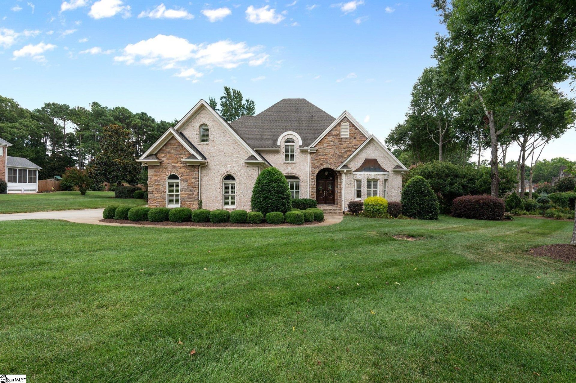 Property image 1 at 9 Sanibel Oaks Drive, Simpsonville, SC 29680