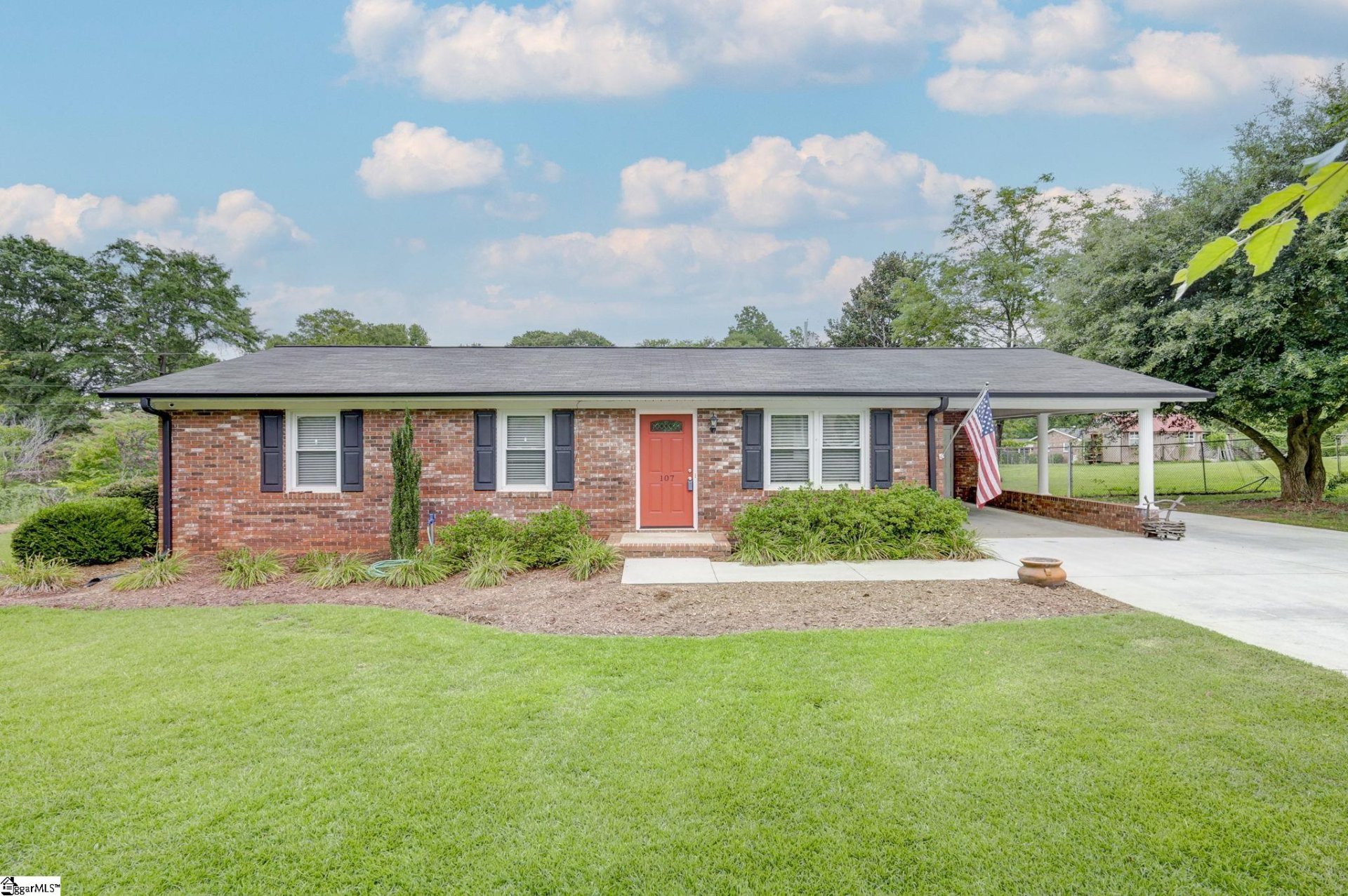 Property image 1 at 107 Truman Street, Easley, SC 29642