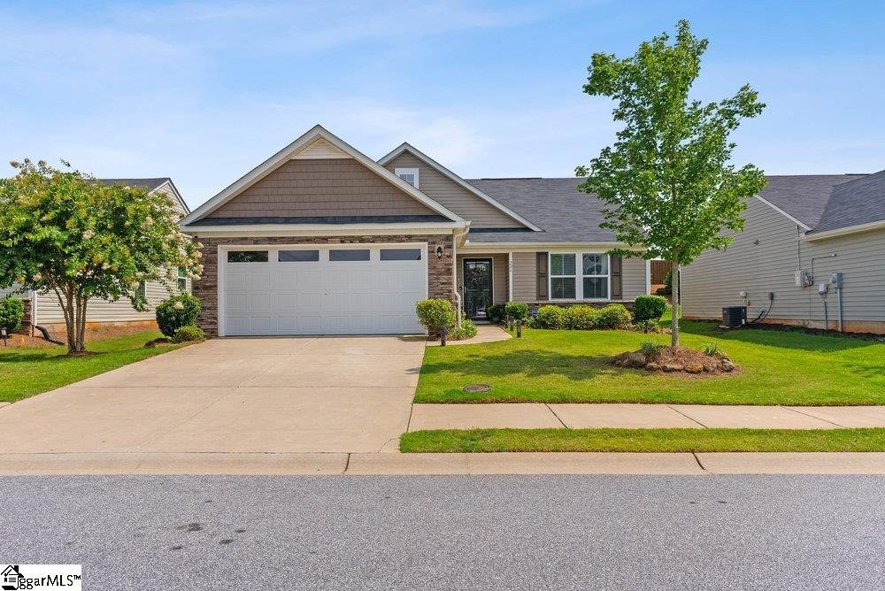 Property image 1 at 206 Fairmeadow Way, Greenville, SC 29617