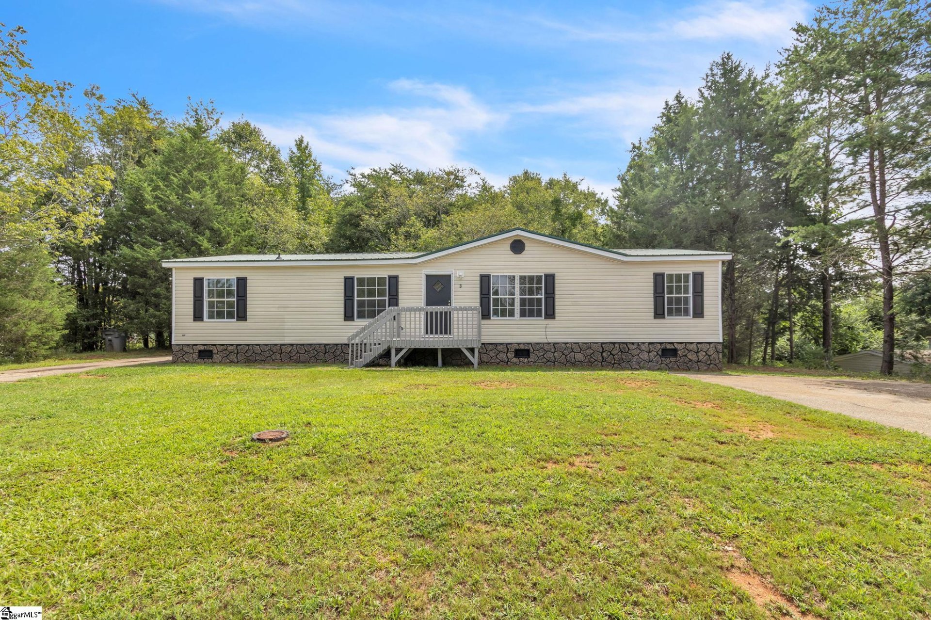 Property image 1 at 3 Riverbreeze Road, Greenville, SC 29611