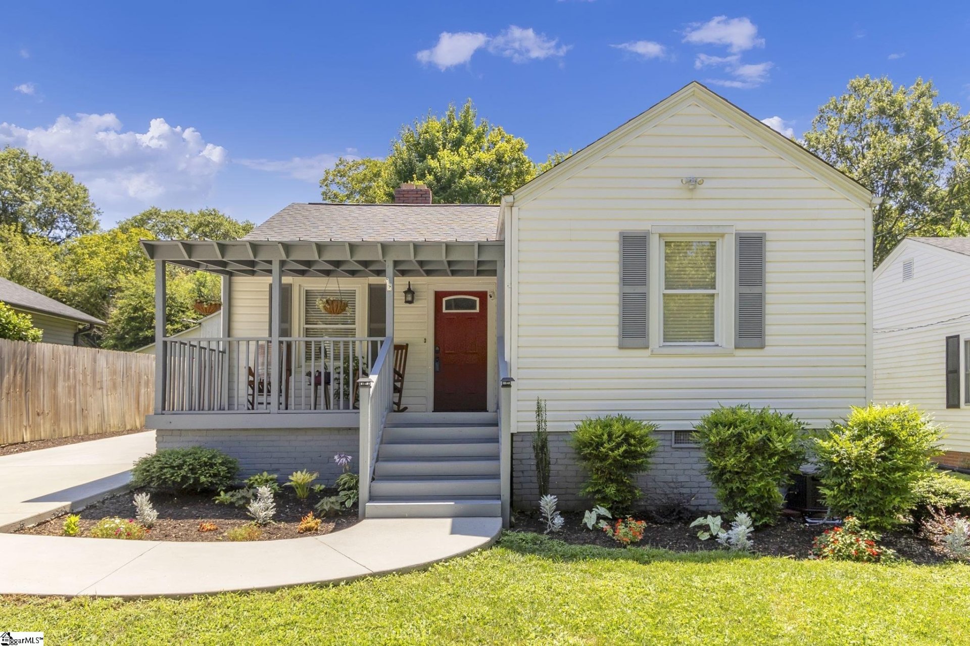 Property image 1 at 207 Landwood Avenue, Greenville, SC 29607