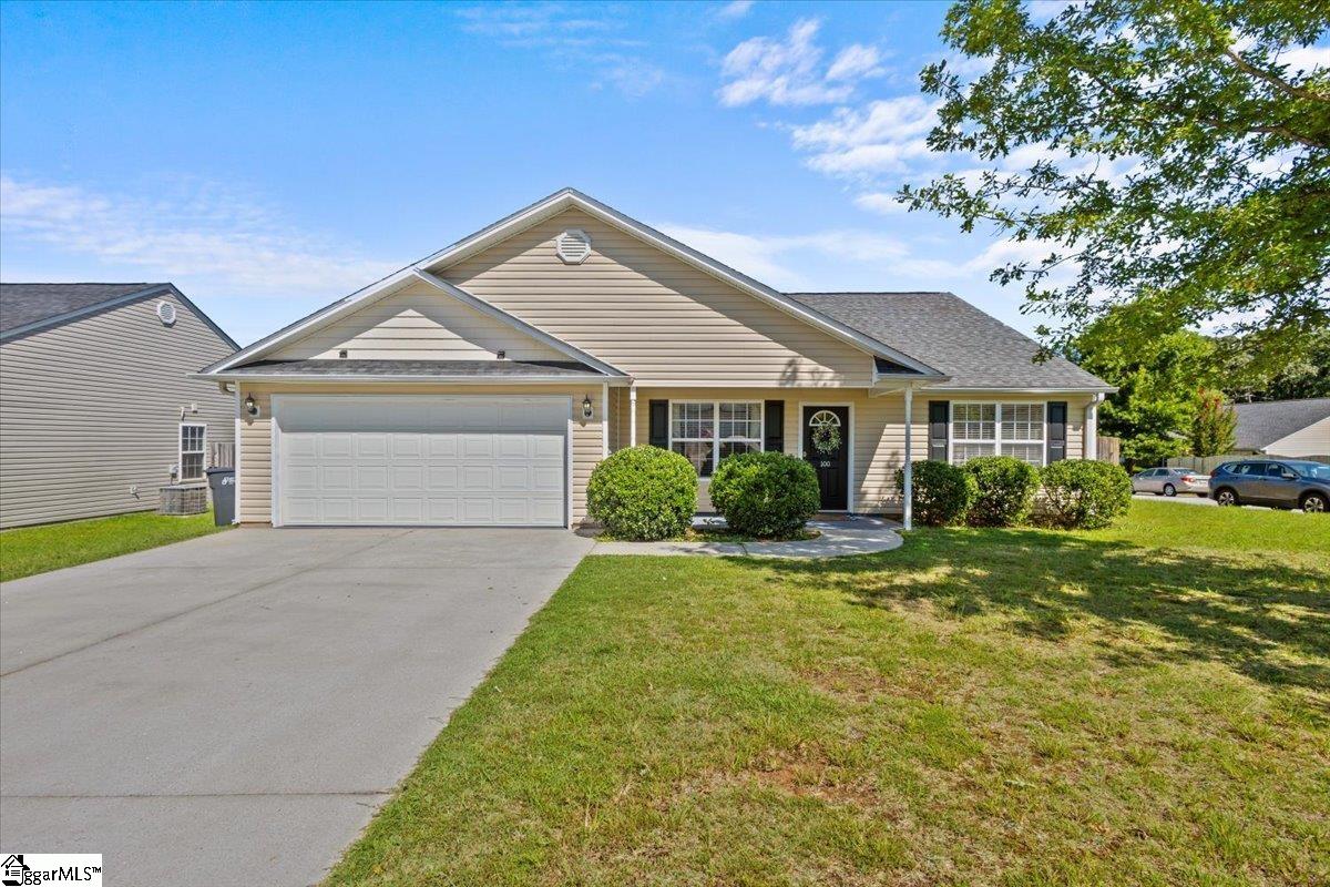 Property image 1 at 100 Apa Way, Greenville, SC 29611