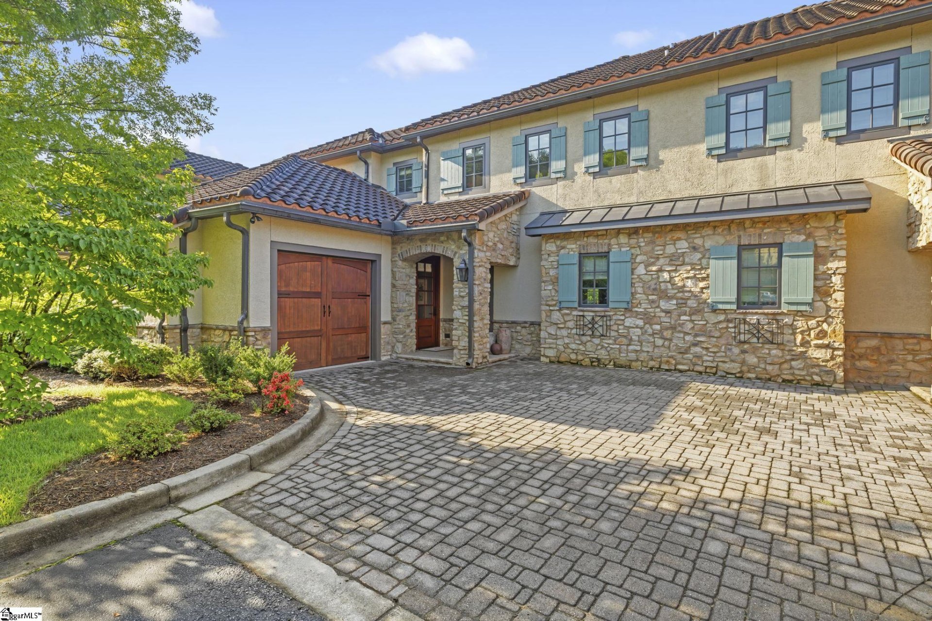 Property image 1 at 330 Imperia Court, Travelers Rest, SC 29690