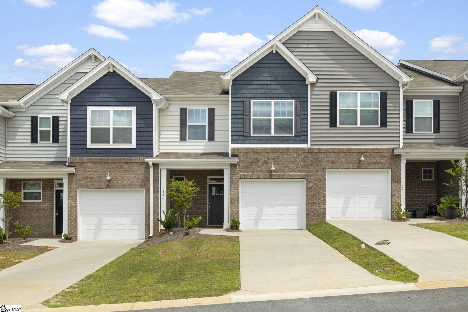 Property image 1 at 304 E Compass Way, Easley, SC 29640