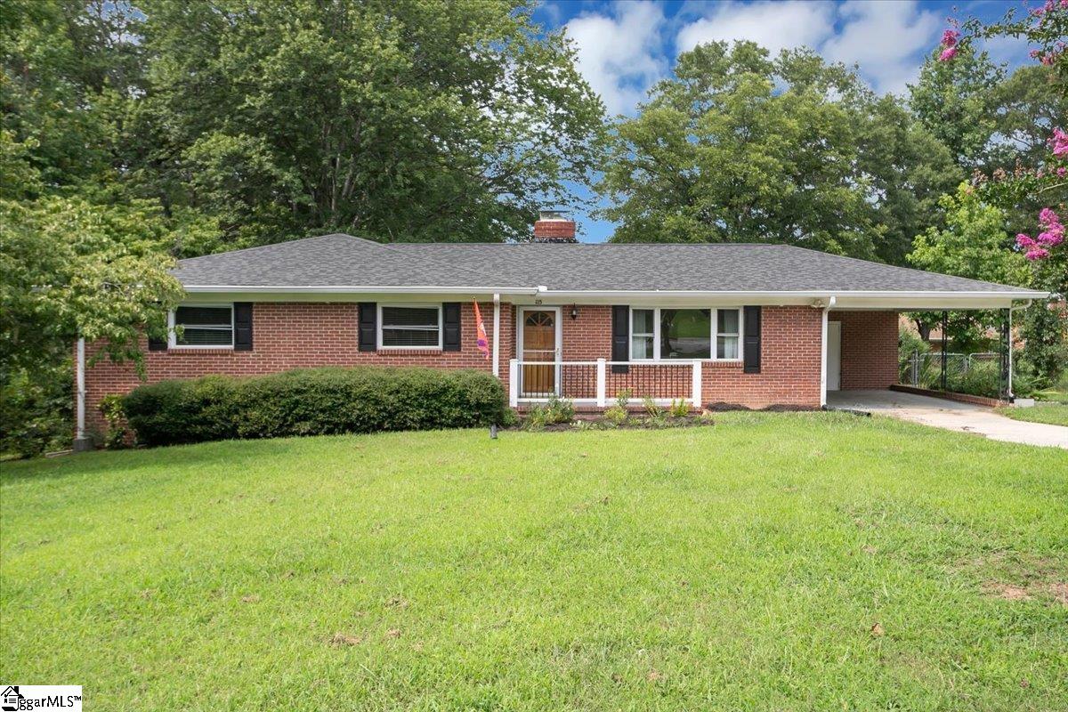 Property image 1 at 115 Hartsville Drive, Taylors, SC 29687