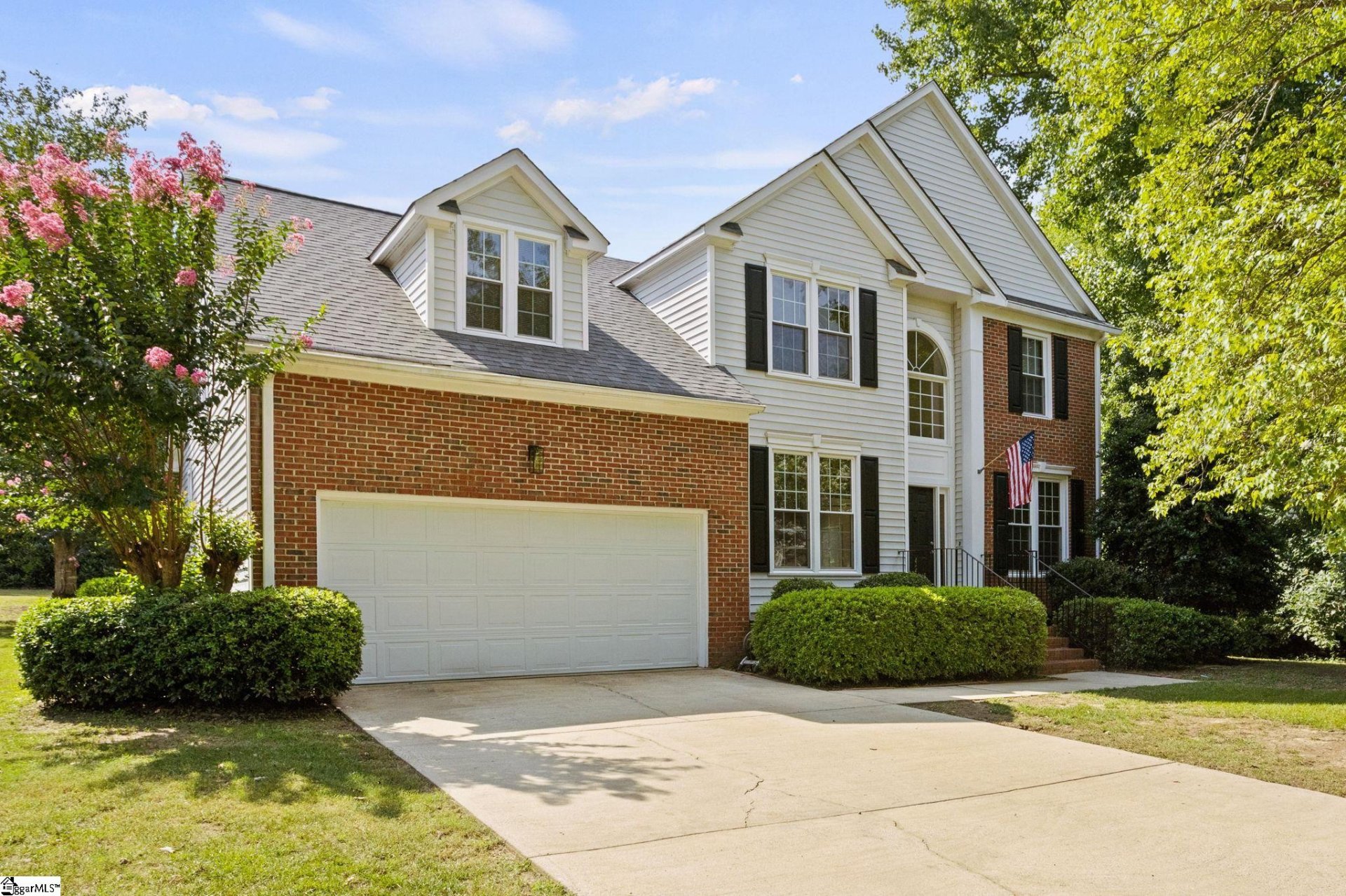 Property image 1 at 424 S Orchard Farms Avenue, Simpsonville, SC 29681