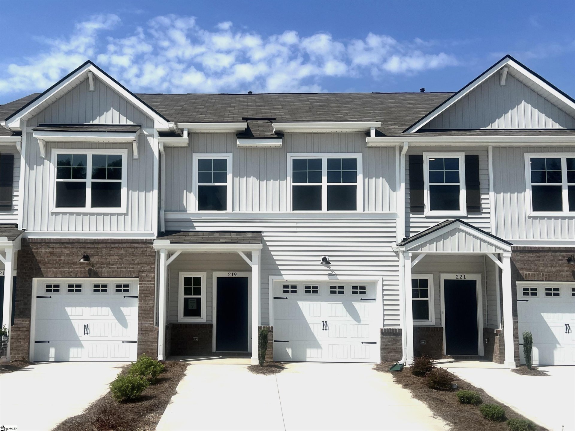 Property image 1 at 219 Taylor Woods Court, Greenville, SC 29607