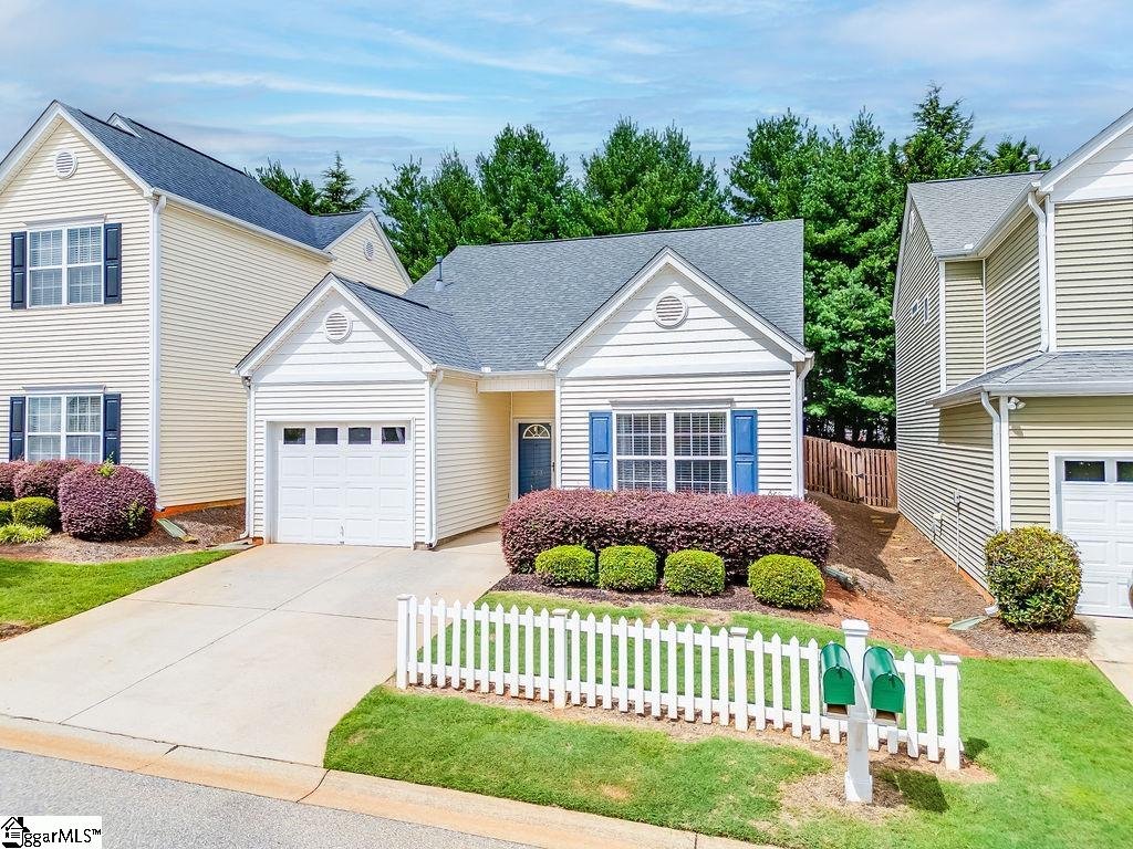 Property image 1 at 422 Bass Harbor Court, Simpsonville, SC 29681
