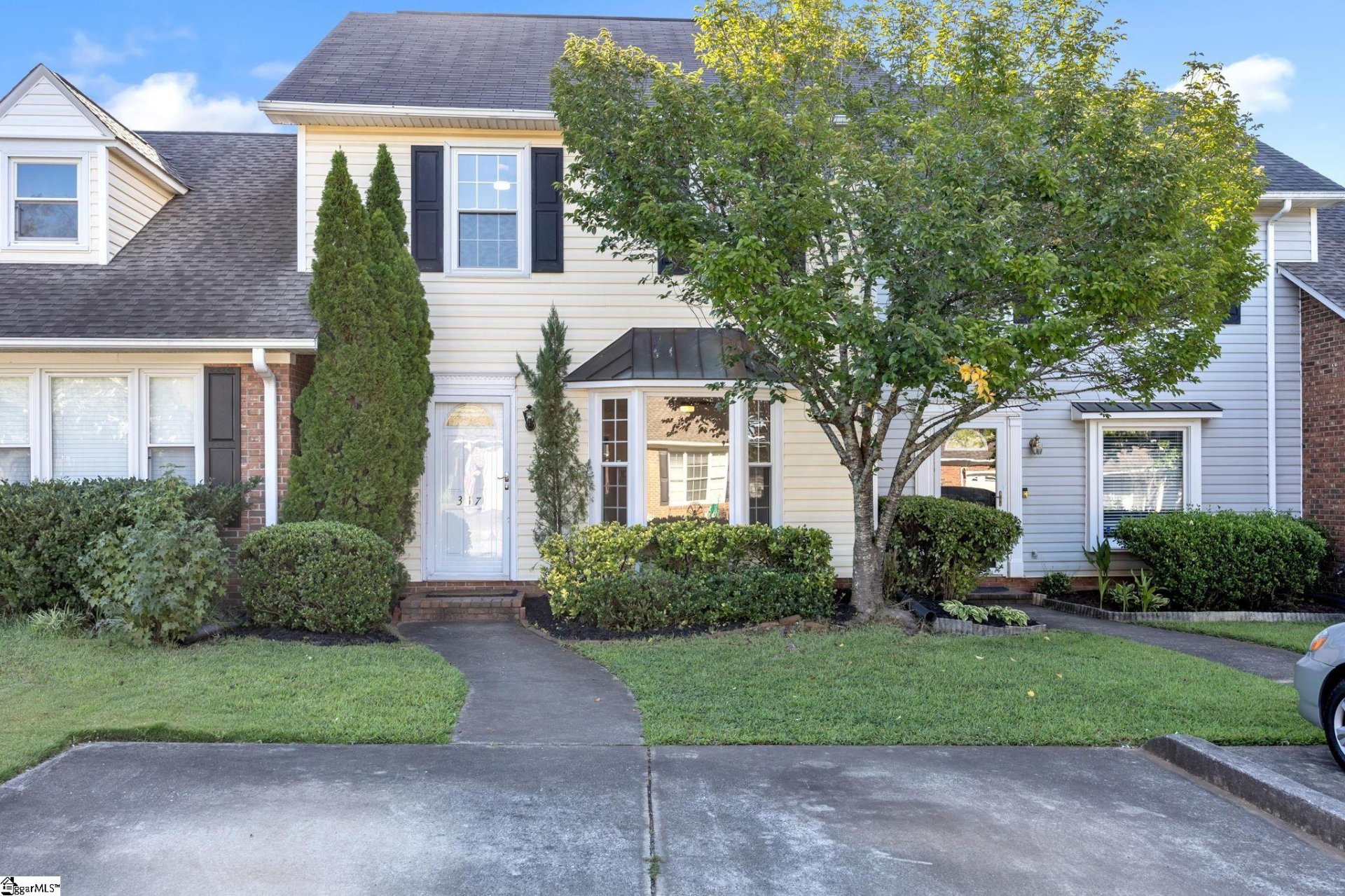 Property image 1 at 317 W Pointe Drive, Spartanburg, SC 29301