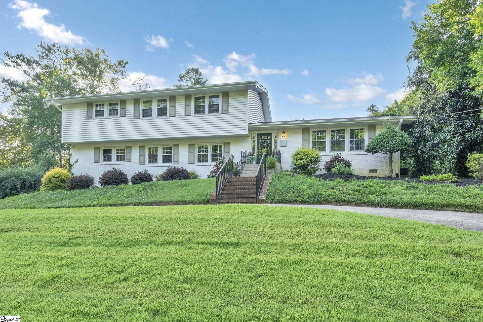 Property image 1 at 425 Pimlico Road, Greenville, SC 29607