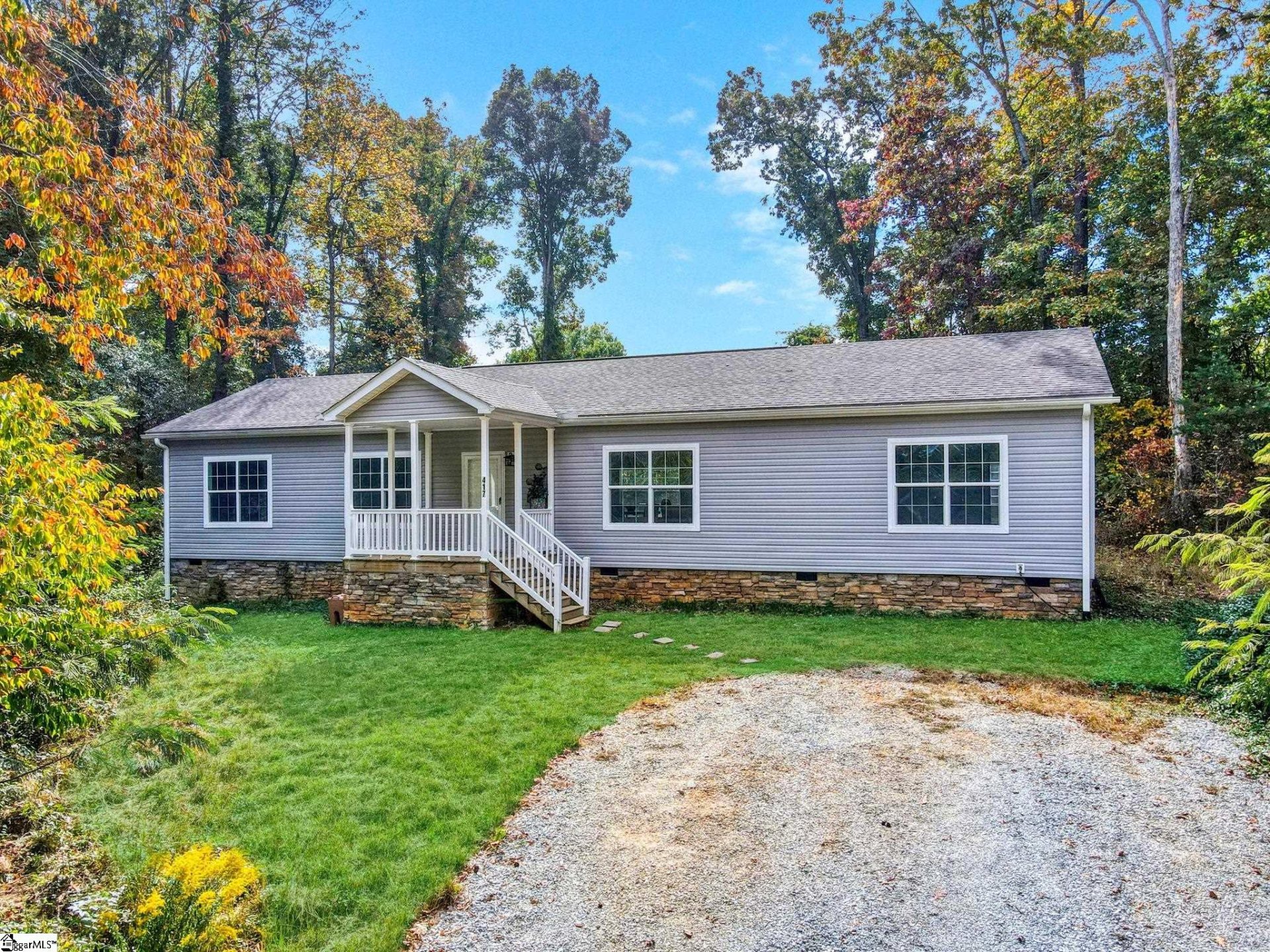Property image 1 at 417 Indian Trail, Taylors, SC 28687-4939