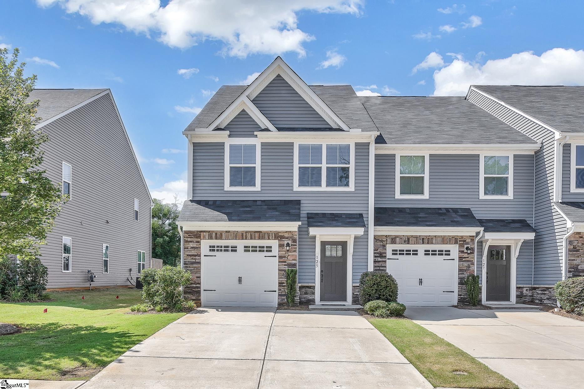 Property image 1 at 125 Roundtree Drive, Simpsonville, SC 29681