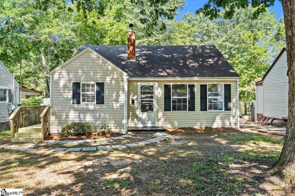 Property image 1 at 146 White Oak Road, Spartanburg, SC 29301