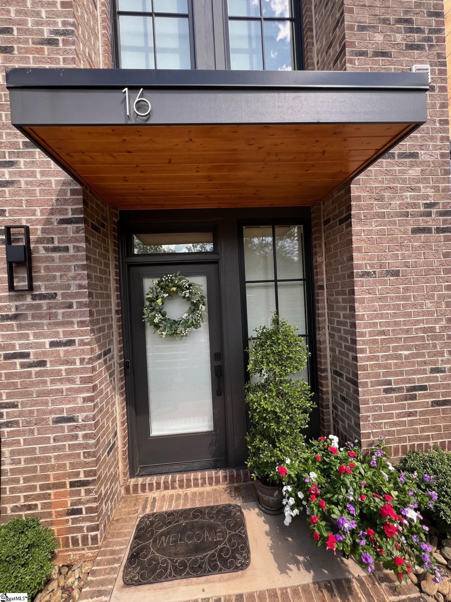 Property image 1 at 16 Park Edge Court, Greenville, SC 29601