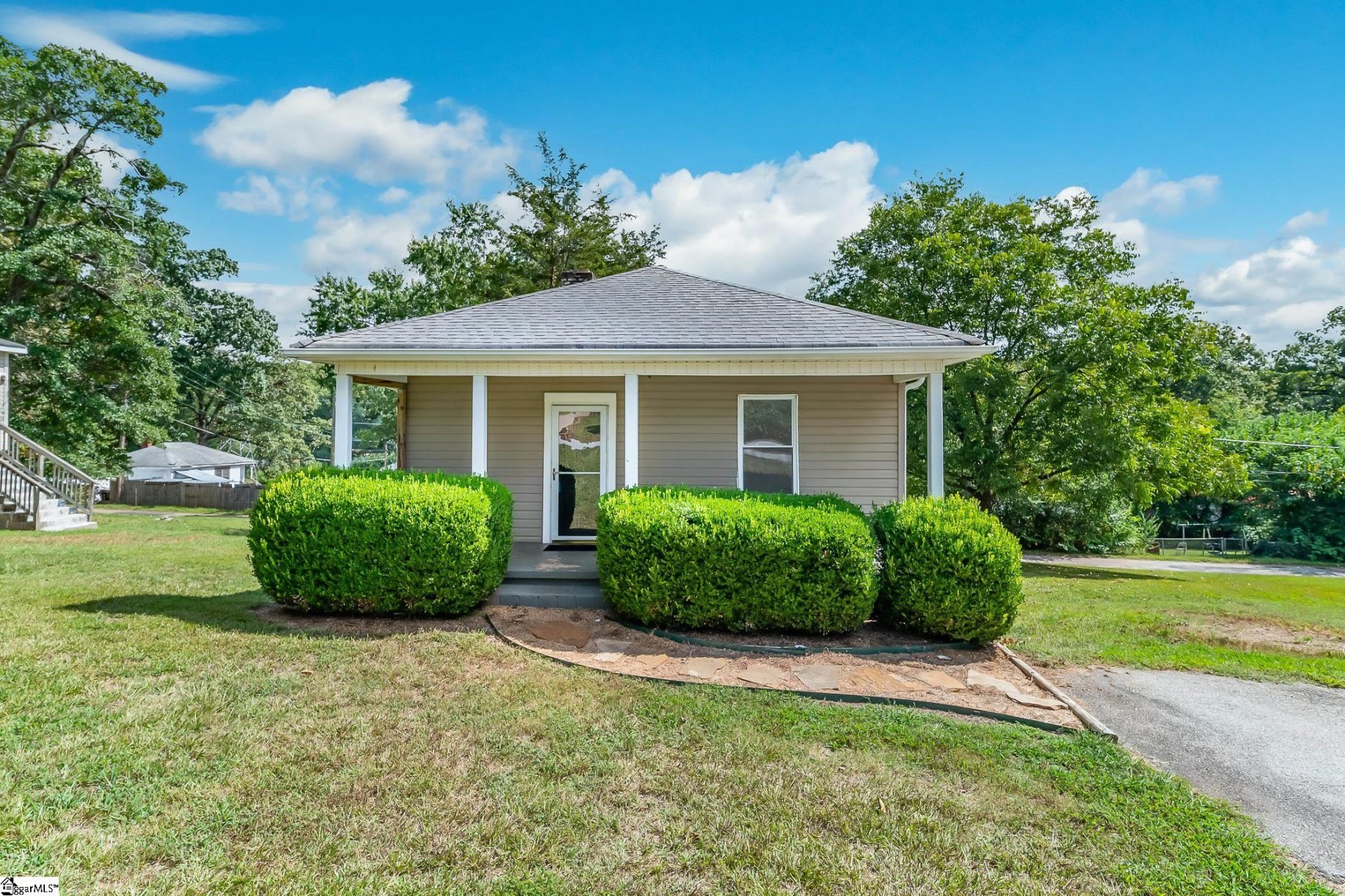 Property image 1 at 163 Cobb Street, Easley, SC 29640