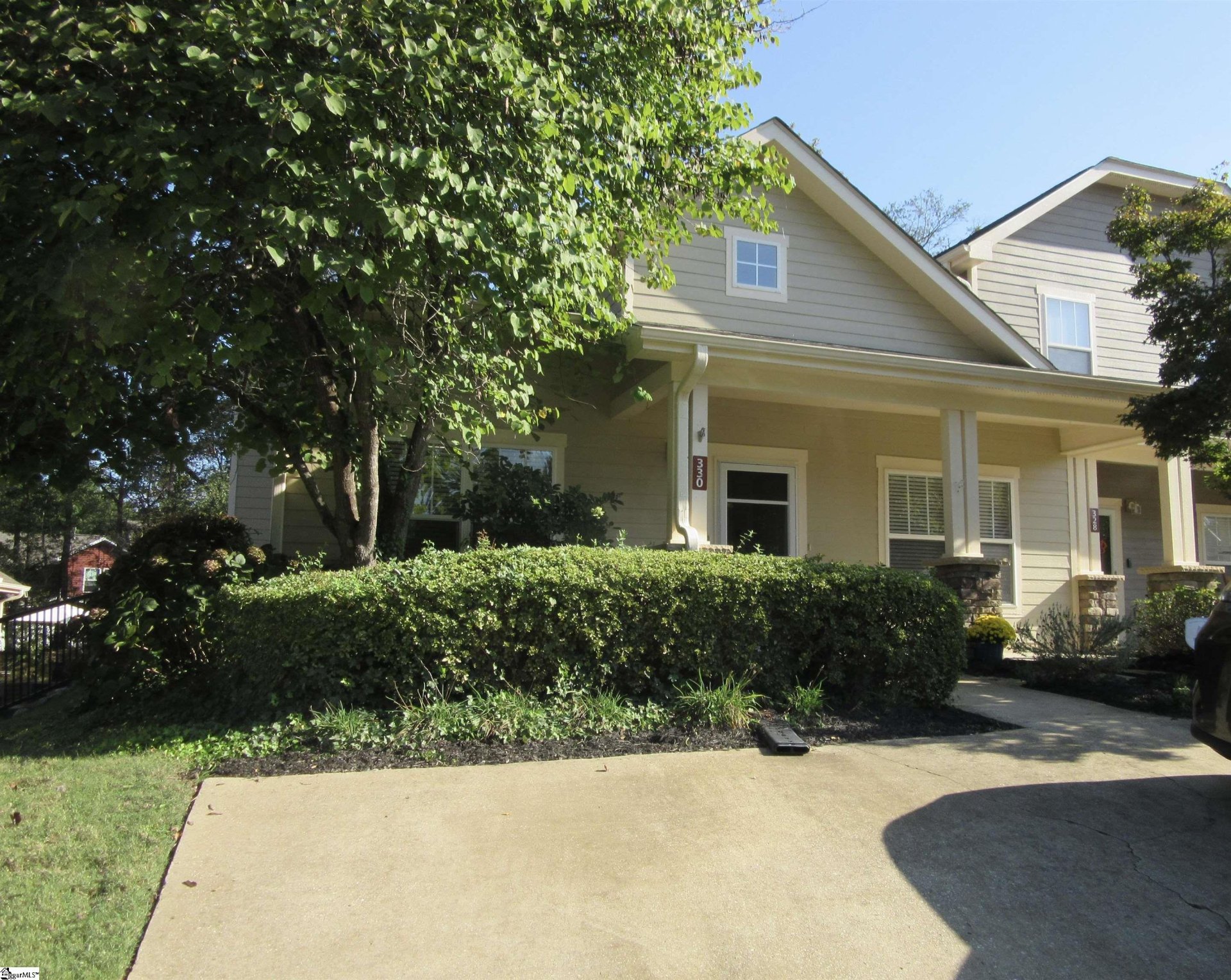 Property image 1 at 330 Shallow Drive, Taylors, SC 29687