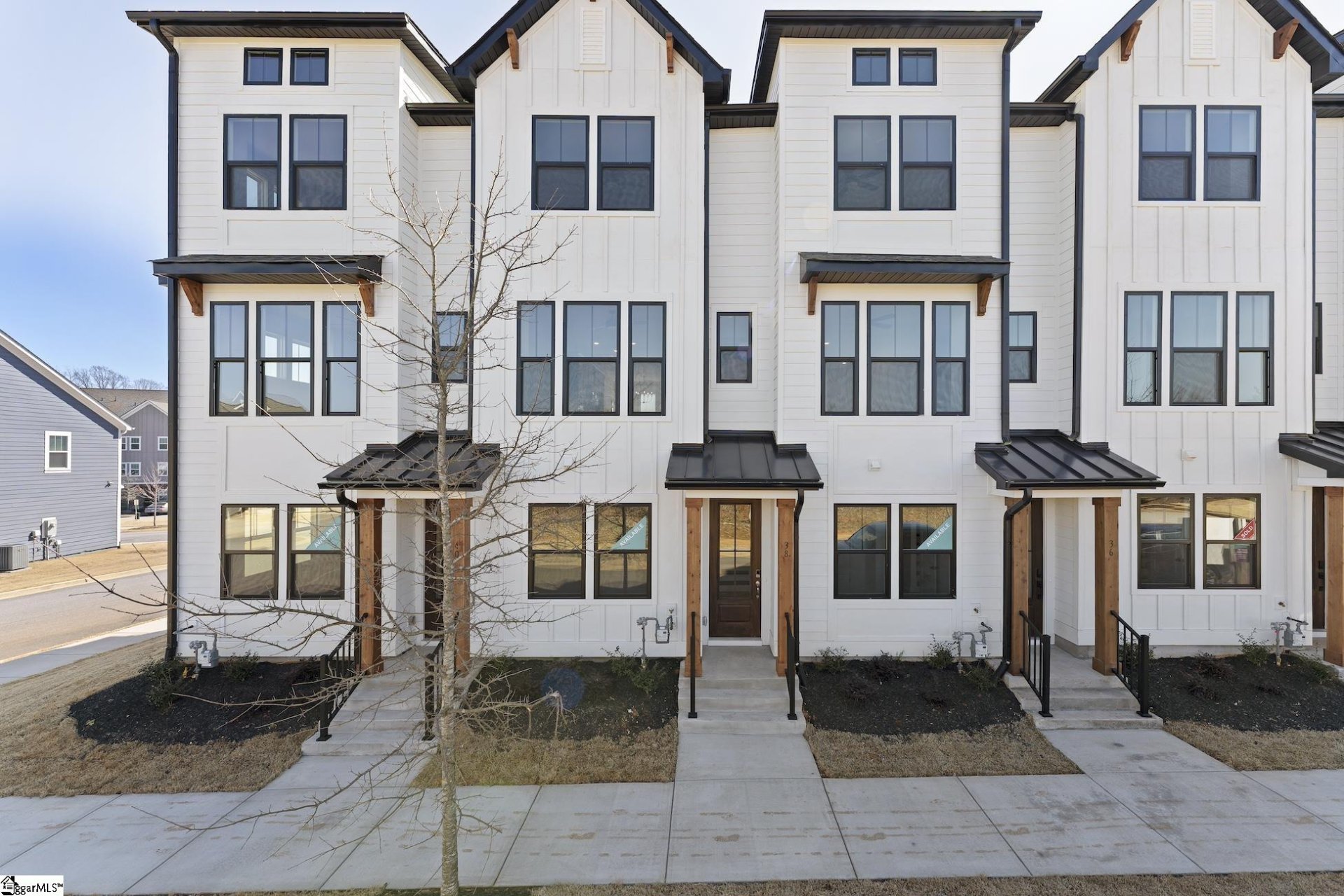 38 Renaissance Row Drive