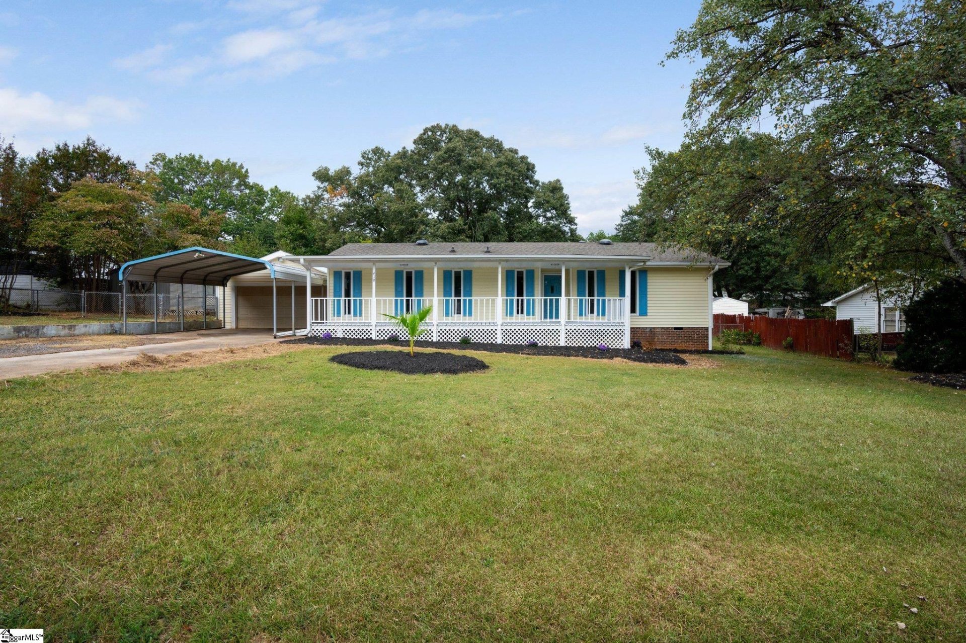 Property image 1 at 418 Willow Drive, Piedmont, SC 29673