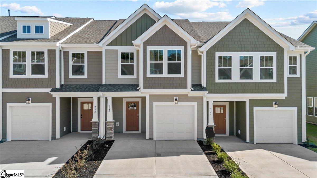 Property image 1 at 228 Tippin Trail, Travelers Rest, SC 29690