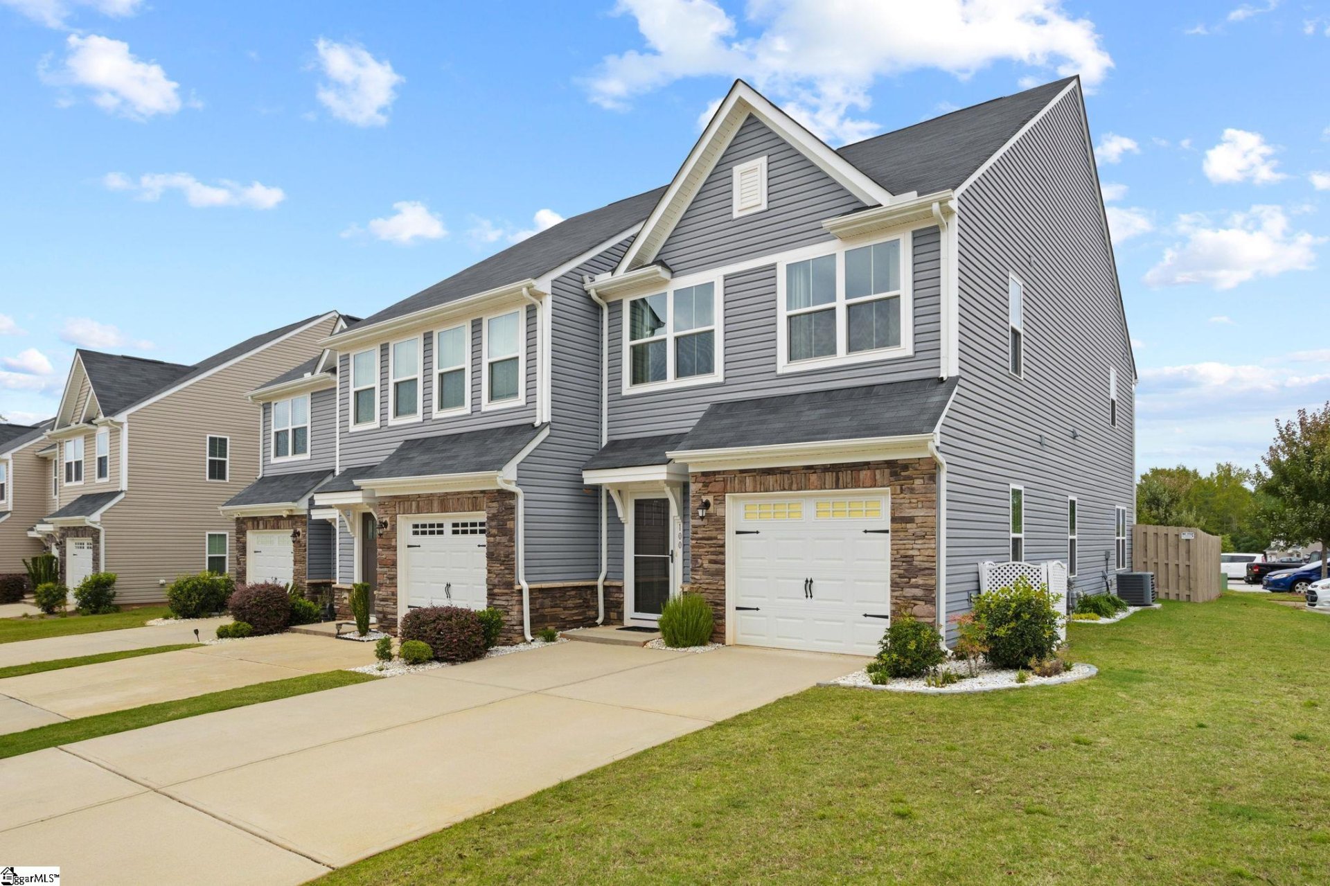 Property image 1 at 100 Roundtree Drive, Simpsonville, SC 29681