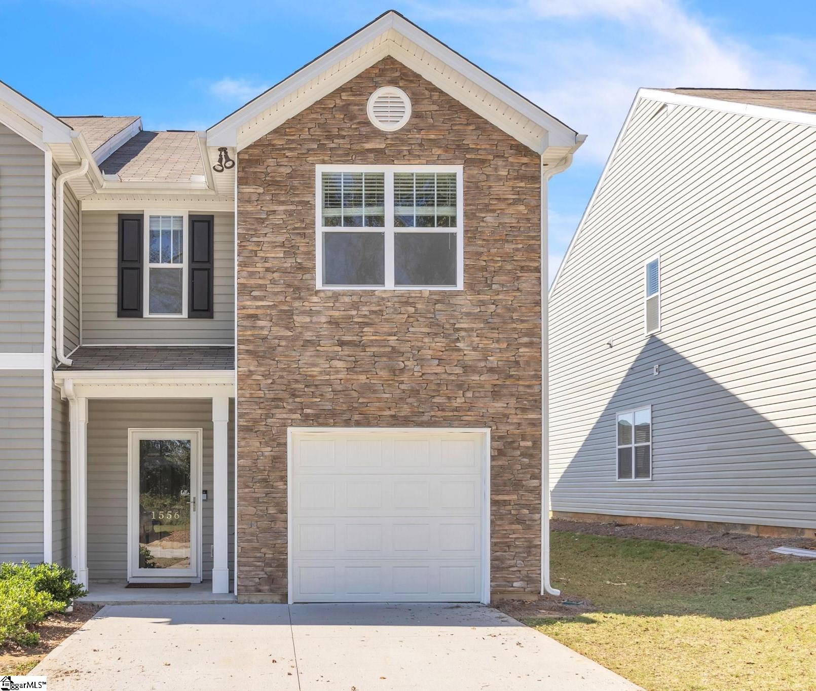 1556 Katherine Court