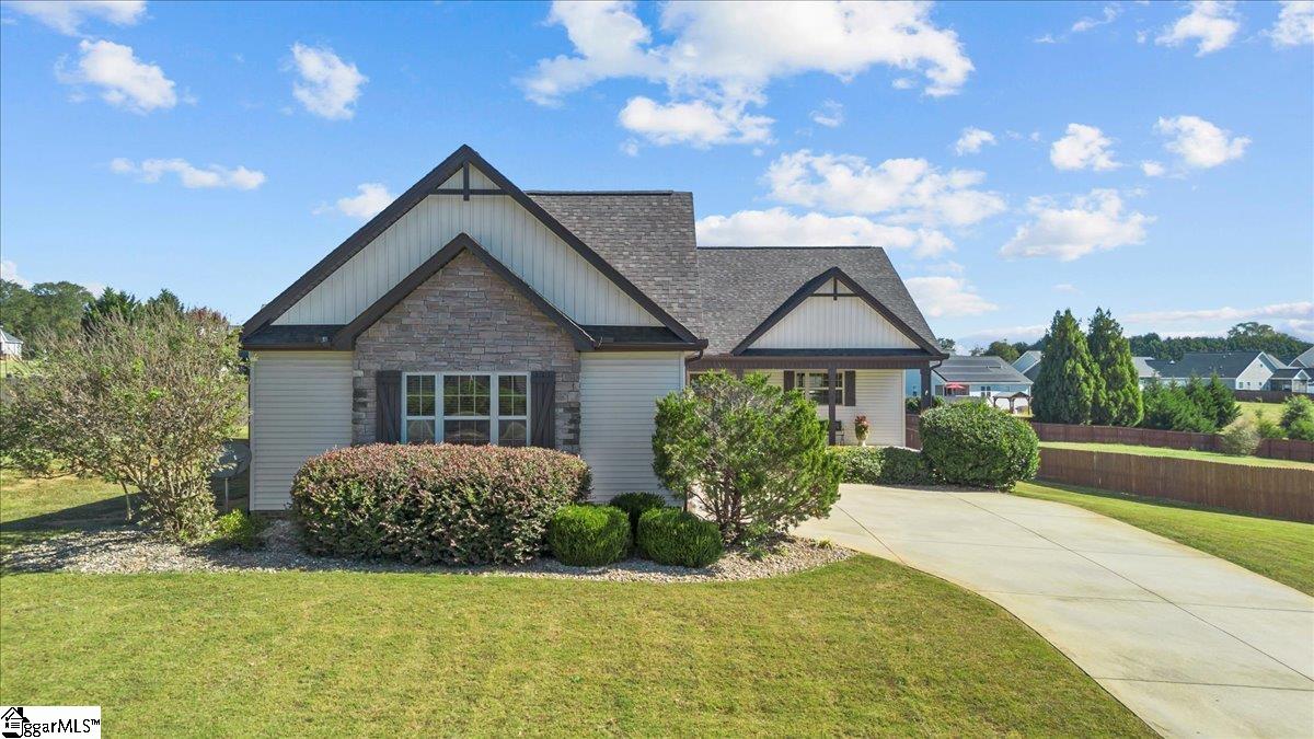 Property image 1 at 119 Deyoung Meadows Drive, Greer, SC 29651