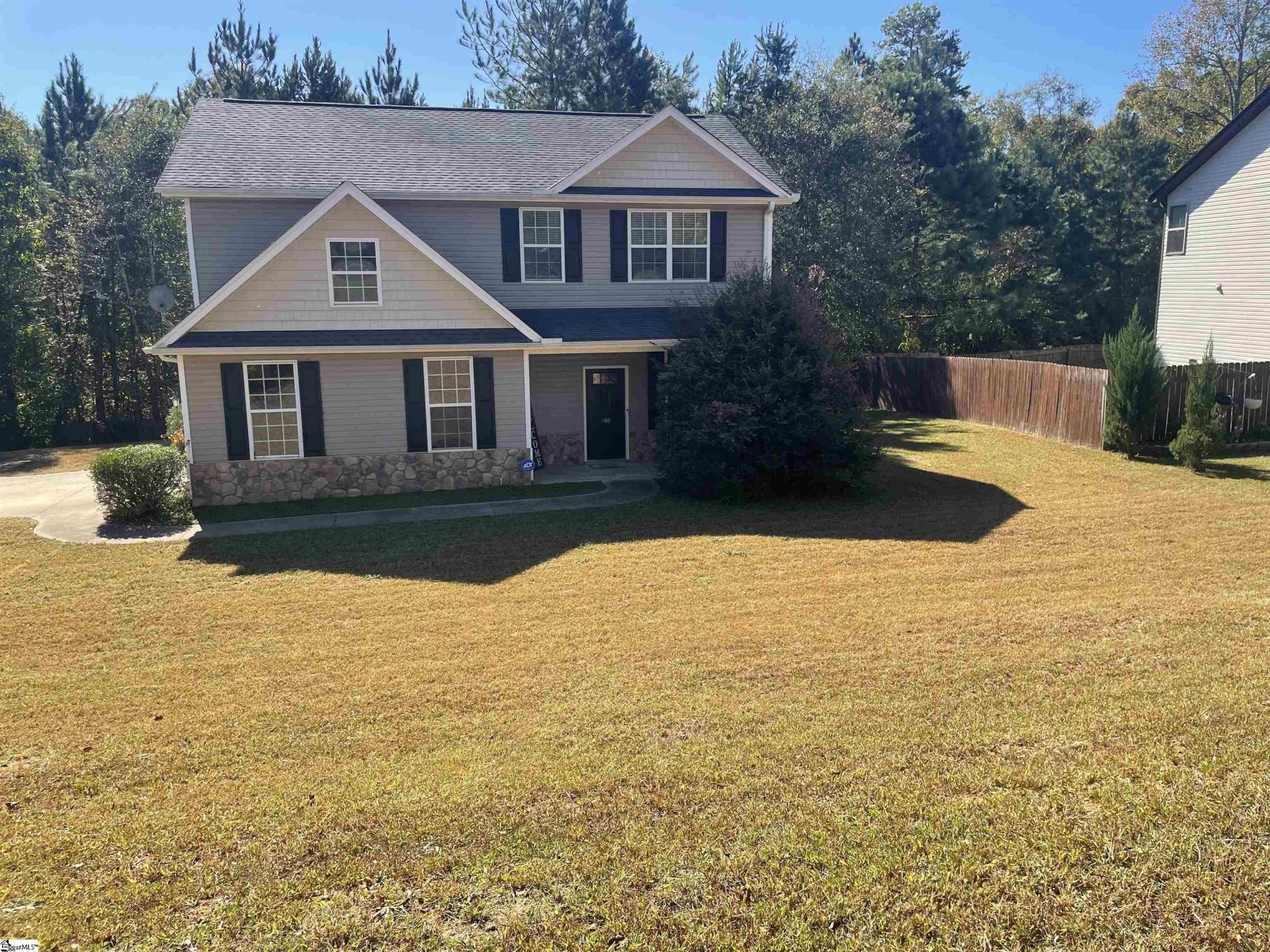 Property image 1 at 100 Redcoat Court, Simpsonville, SC 29680