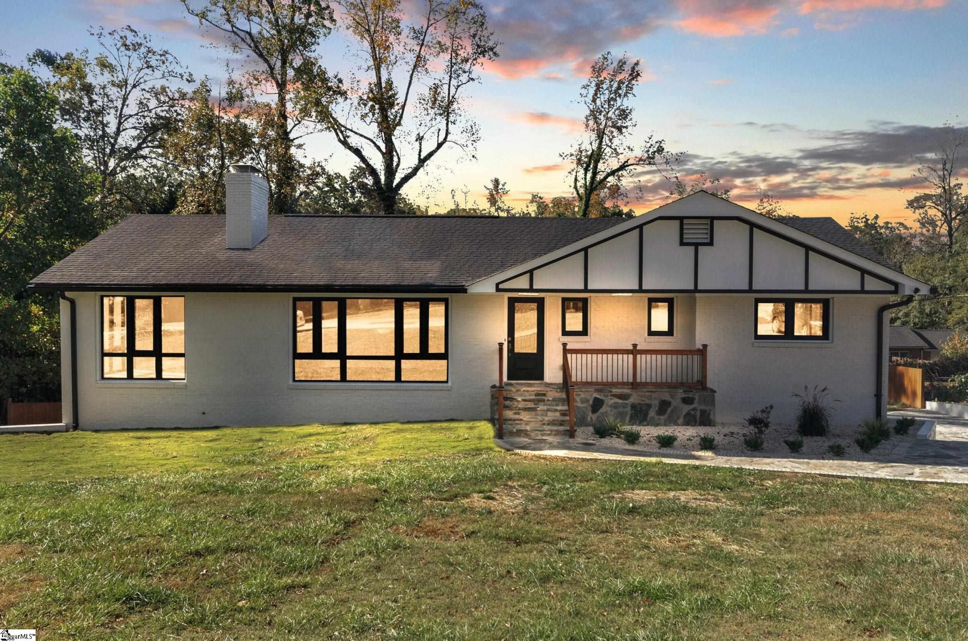 Property image 1 at 4 Roberta Drive, Greenville, SC 29615