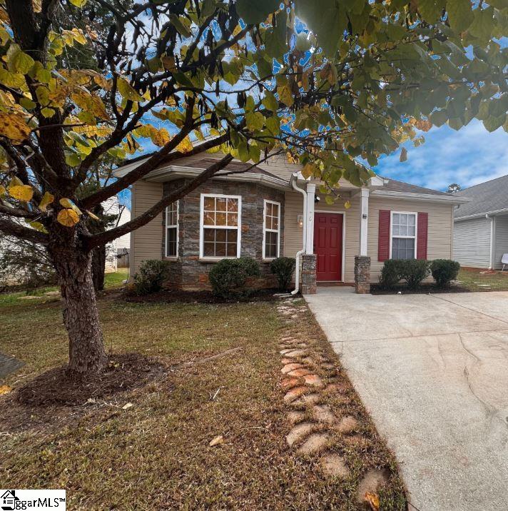 Property image 1 at 6 Arturo Road, Piedmont, SC 29673