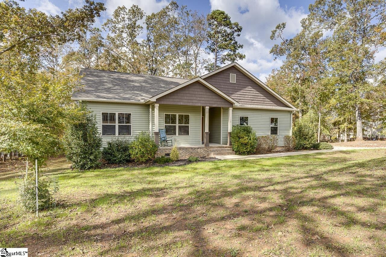 Property image 1 at 106 Indian Ridge Drive, Laurens, SC 29360