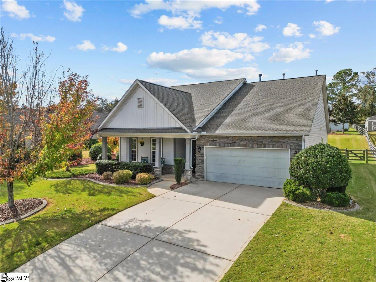 Property image 1 at 161 Pendock Lane, Piedmont, SC 29673