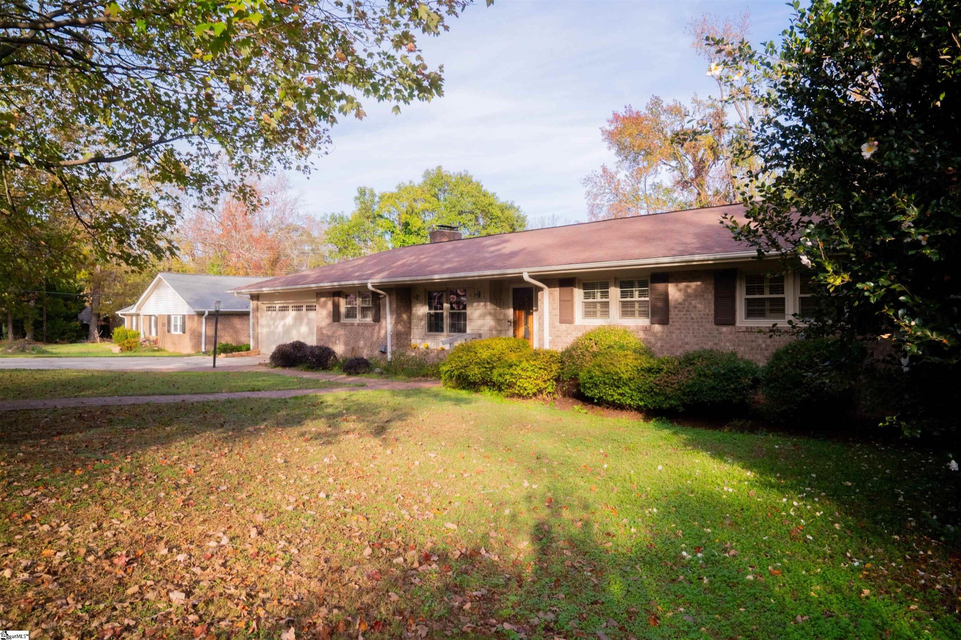 Property image 1 at 5 Holmsby Lane, Taylors, SC 29687