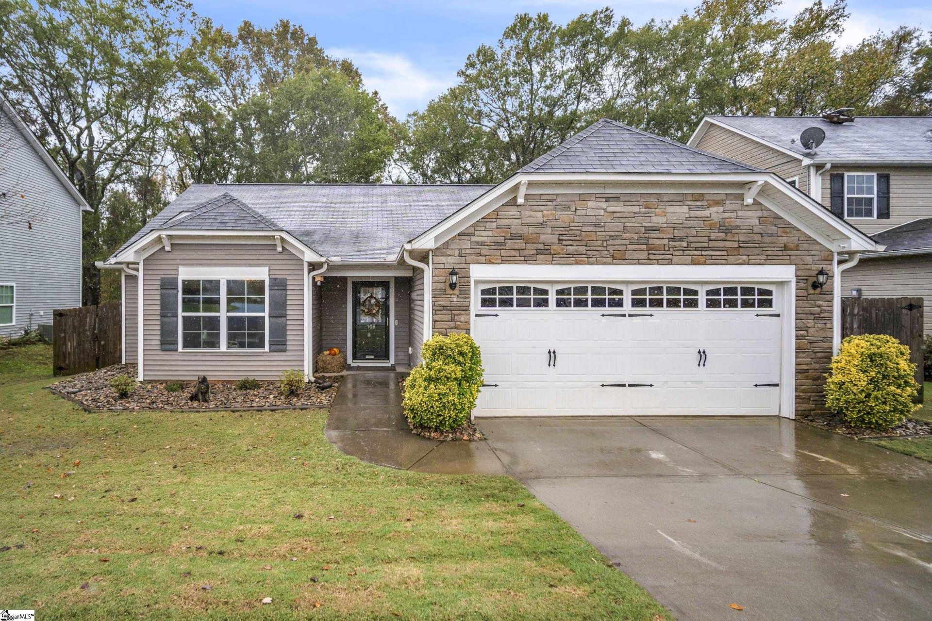 Property image 1 at 108 Rivers Edge Circle, Simpsonville, SC 29680