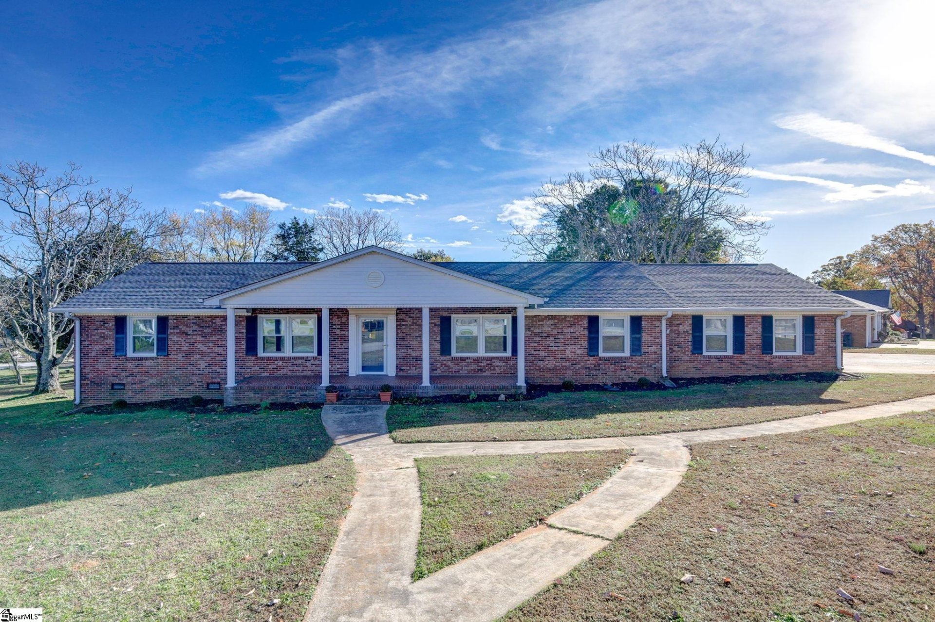 Property image 1 at 213 Edgewood Drive, Mauldin, SC 29662-1945